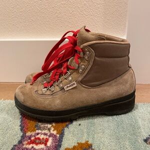 Raichle Vintage Leather Hiking Boots Women’s Vibram Soles Brown Alpine Trail